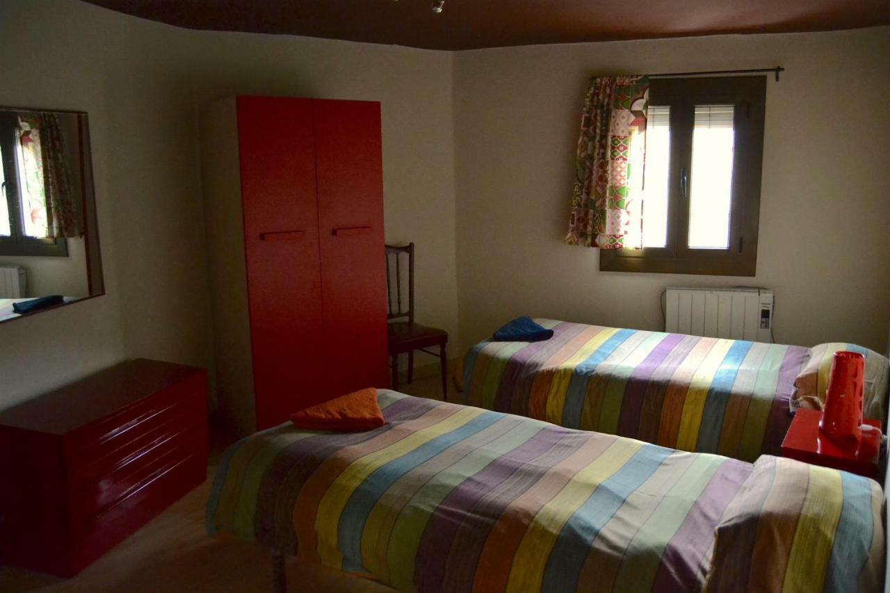 Hostel El Moli 奥尔加尼亚 外观 照片